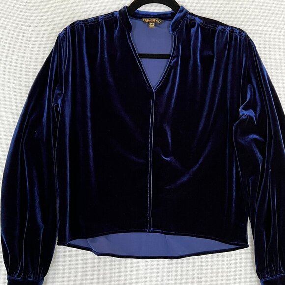 urban revivo Tops - Urban Revivo Blue Velvet Long Sleeve Pullover V Neck Top Sweater Size Medium